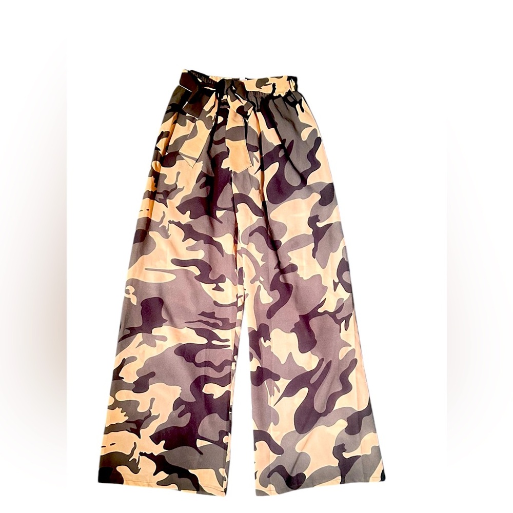 Camouflage wide leg pants